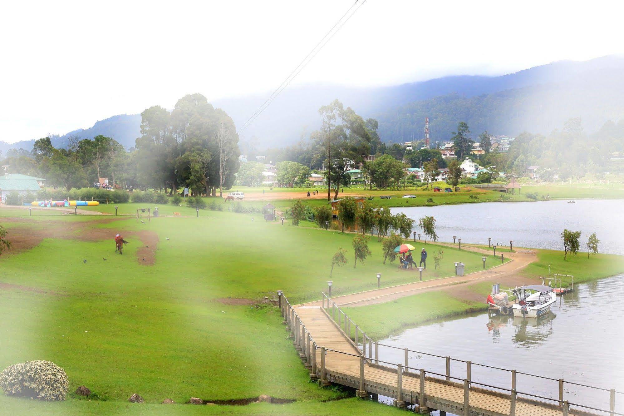 Royal Hills Nuwara Eliya Hotel Exterior photo